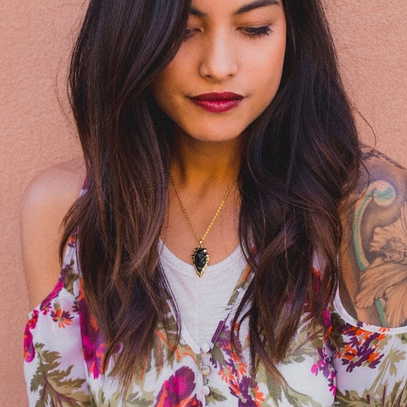 ✨3 for $20 sale✨ Black Obsidian Arrowhead Necklace - Picture 2 of 5